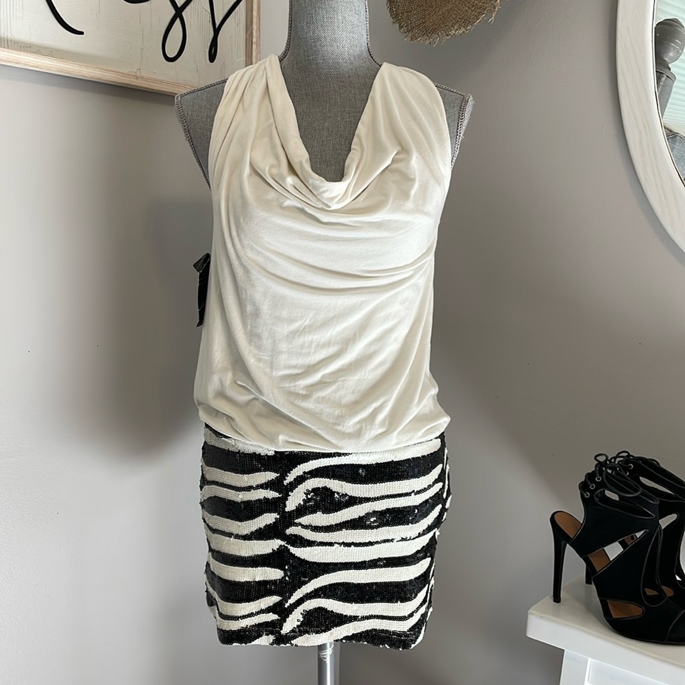 Bebe addiction mini party cocktail sequined dress